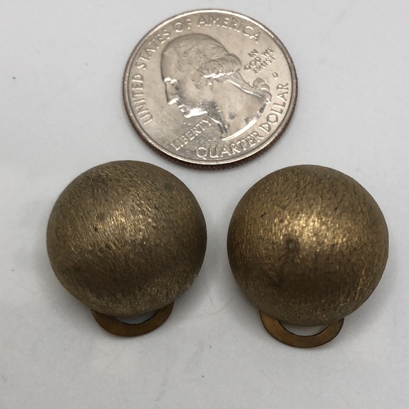 Brushed Gold Tone Spherical shape Clip on Earrings. VTG Italy - Picture 2 of 6